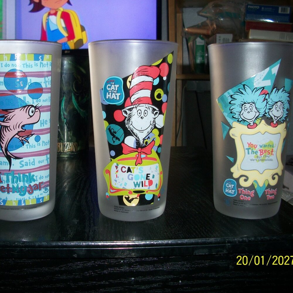 3 Cat In The Hat 2003 Glass Lot-Good Condition
